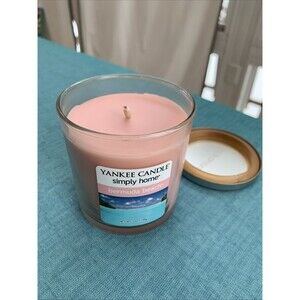 Yankee Candle Bermuda Beach 7oz Glass Jar Simply Home Retired Rare